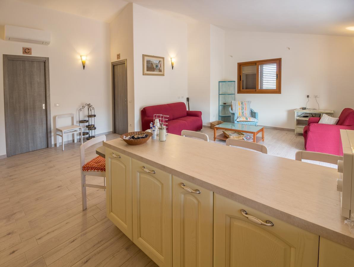 Molti Mari B&B Resort Olbia Exterior foto